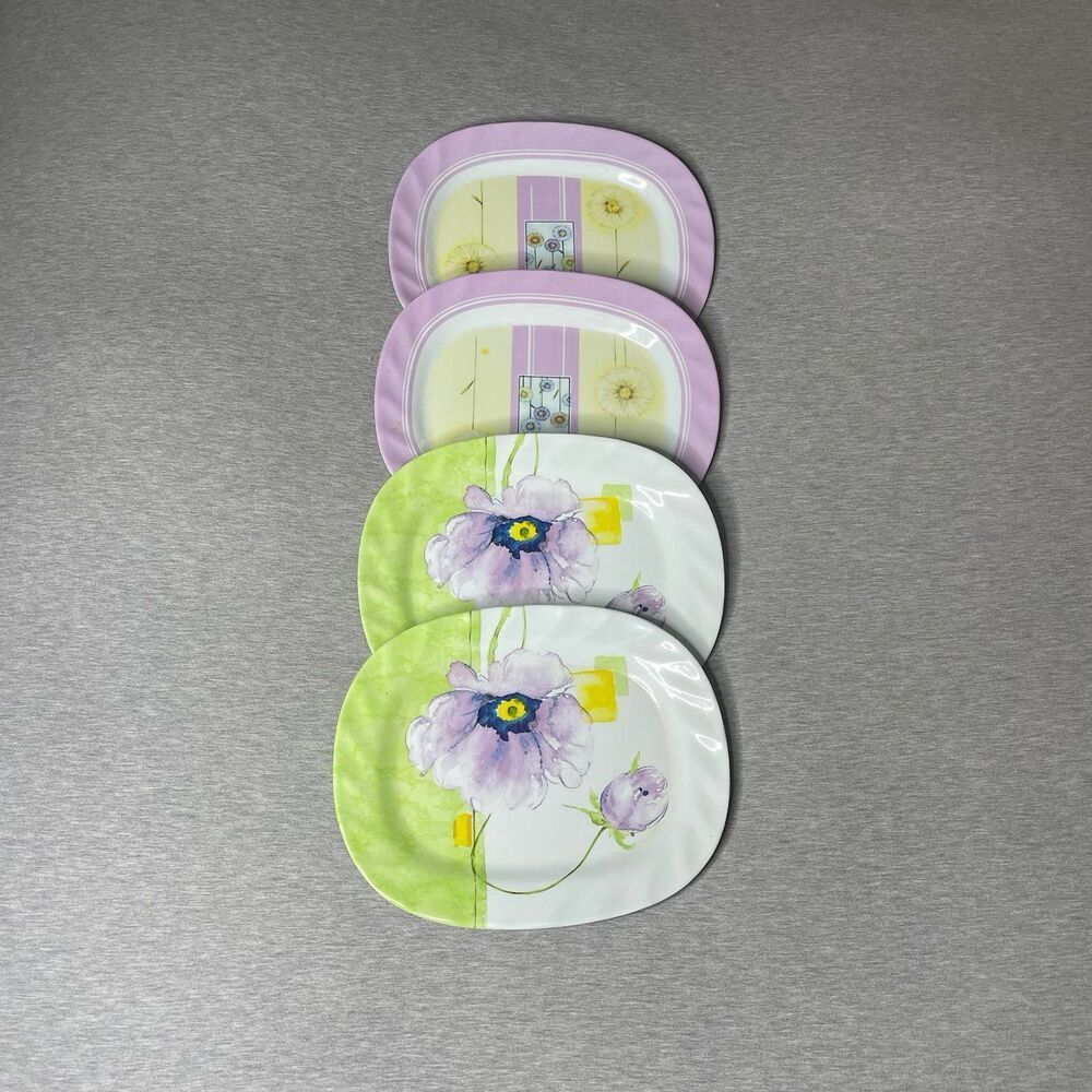 Vintage Floral Plastic Serving Plates 4 PCS. Set